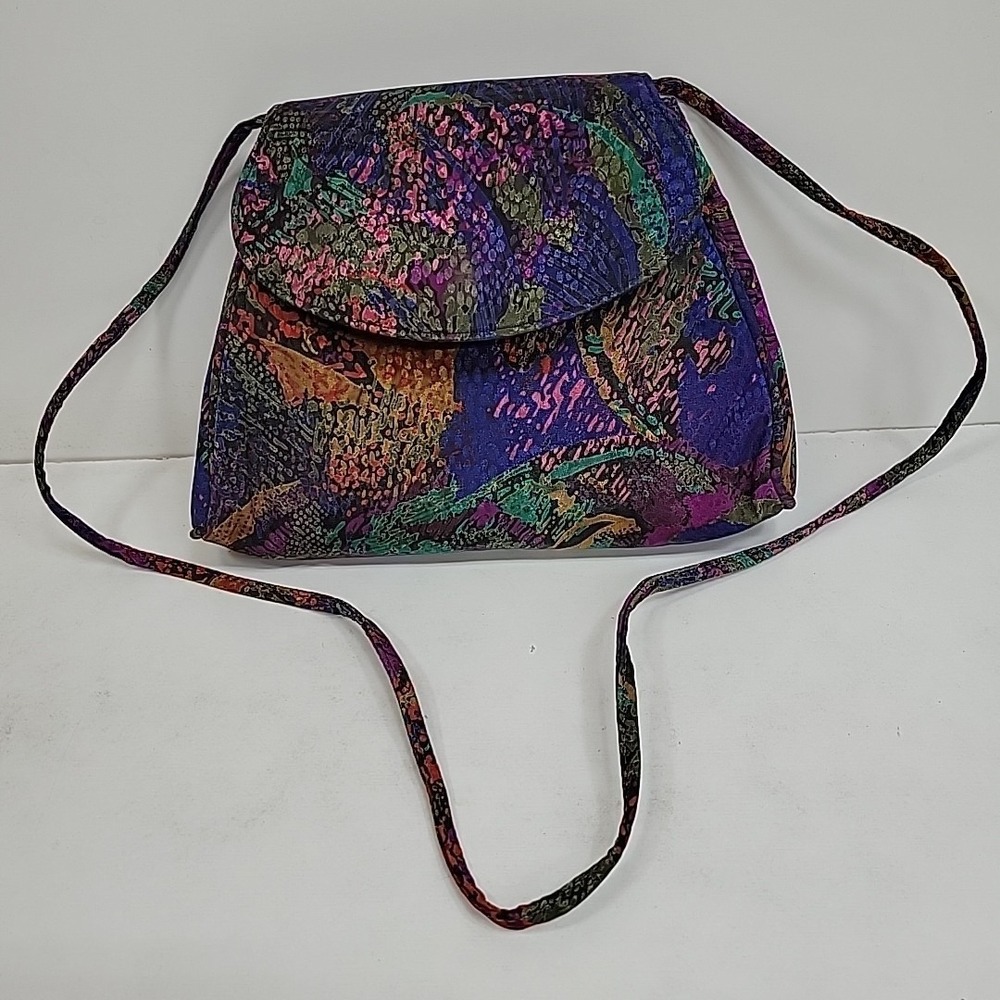 Life Stride Multicolor Printed Pointed Toe Flats with Matching Crossbody Bag - Picture 5 of 8